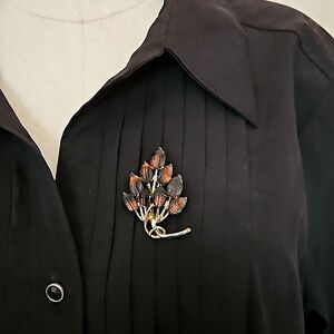 Beautiful Vintage Tricolor Autumn Leaves Pin Brooch